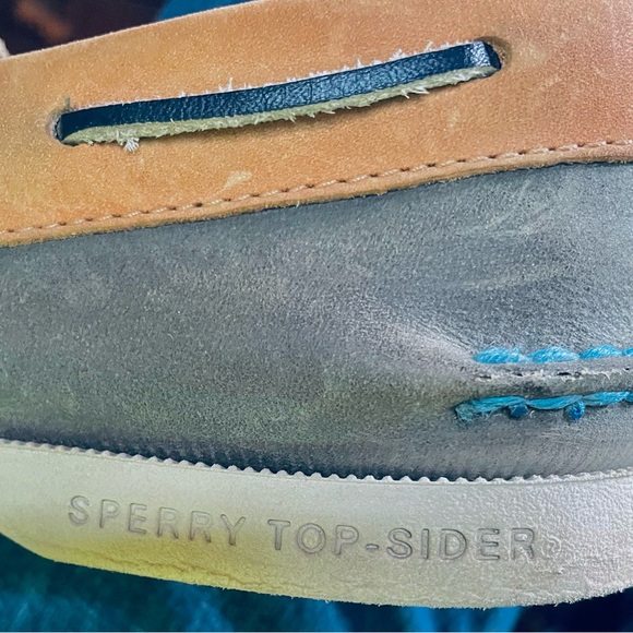 Sperry 2-Eye Authentic Top-Sider Boat Shoes - Picture 3 of 6